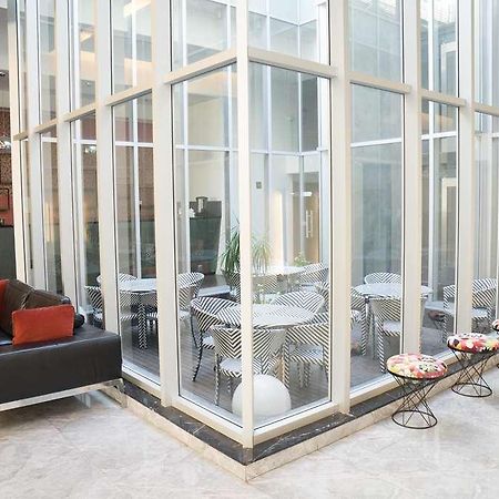 Howard Johnson Buenos Aires Abasto Интерьер фото